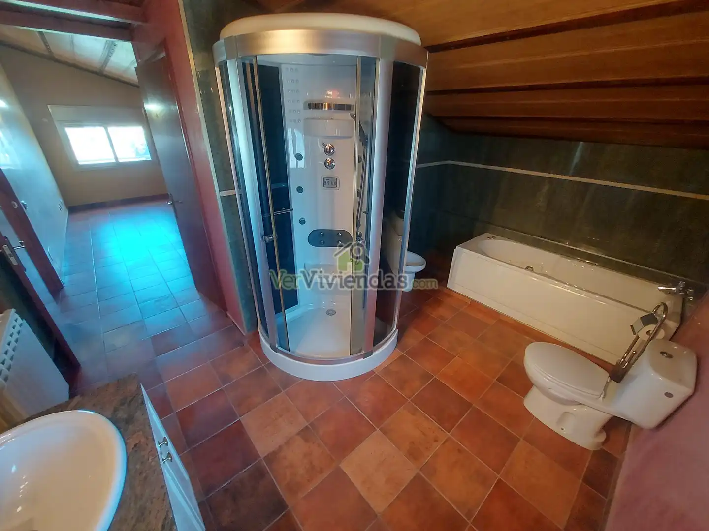 Bathroom of Houses for sale in Olèrdola  with Air Conditioner, Heating and Private garden