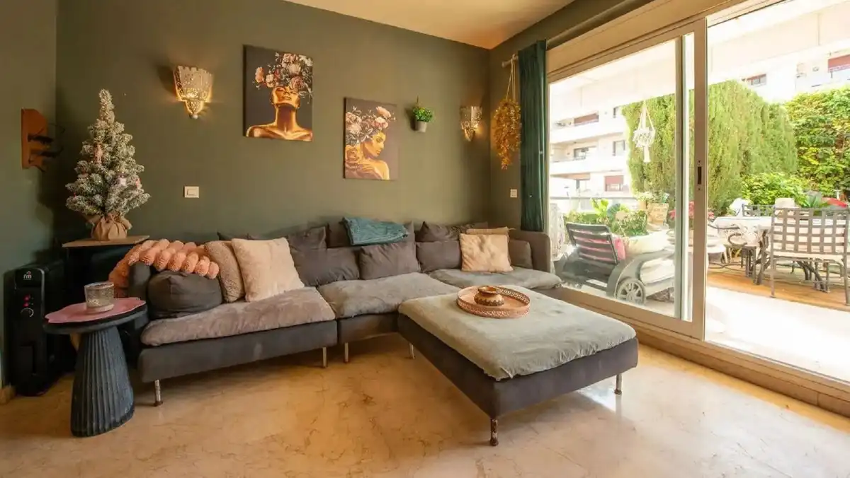 Living room of Flat for sale in San Pedro  with Air Conditioner, Private garden and Storage room