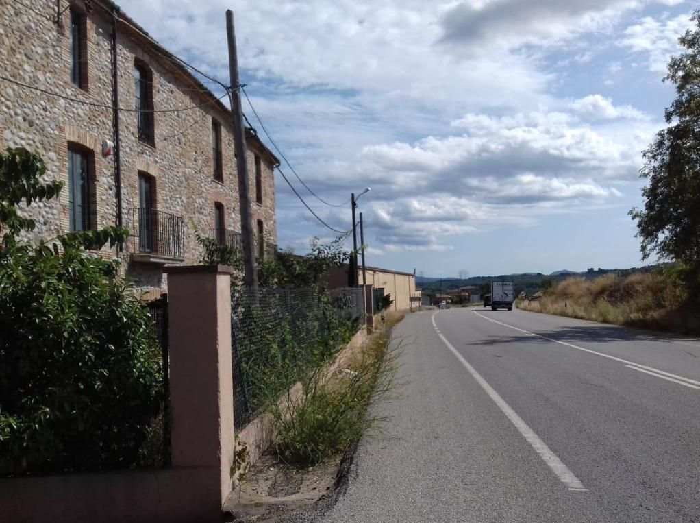 Vista exterior de Casa o xalet en venda en Bàscara amb Aire condicionat, Calefacció i Piscina comunitària
