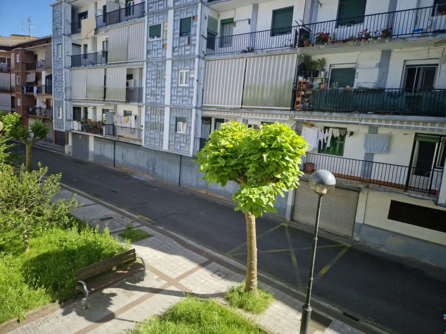 Vista exterior de Piso en venta en Legazpi con Balcón
