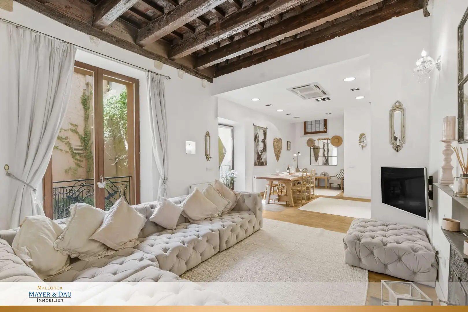 Wohnzimmer von Erdgeschoss zum Verkauf in  Palma de Mallorca mit Klimaanlage, Parkett und Möbliert