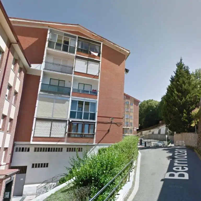 Vista exterior de Trastero en venta en Bilbao 