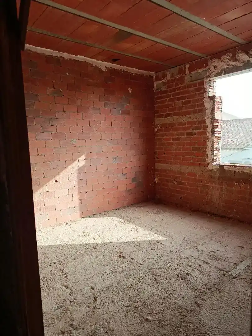 Casa adosada en venta en Abengibre con Balcón