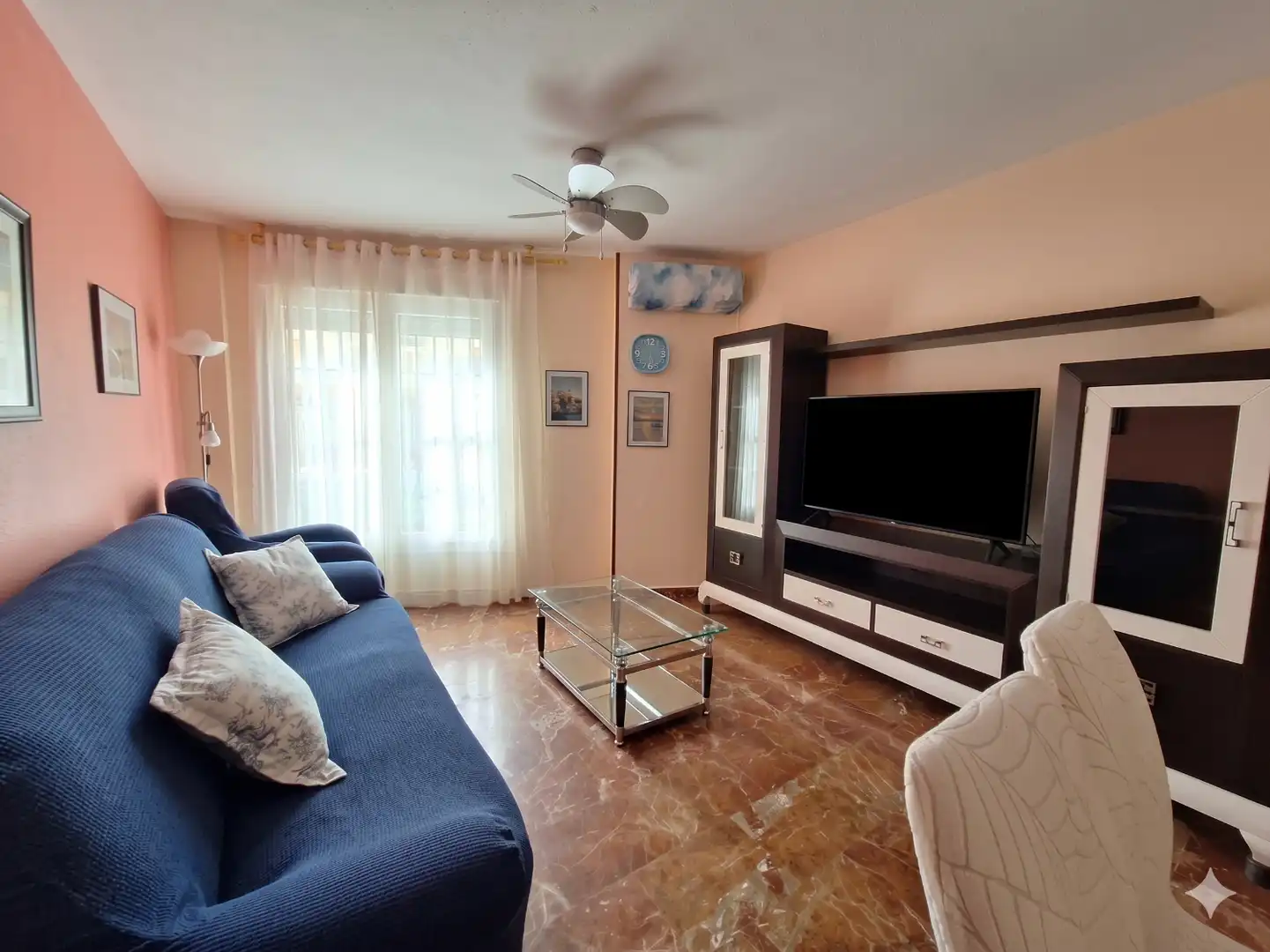 Sala de estar de Planta baja en venta en Torrox con Aire acondicionado, Piscina y Amueblado
