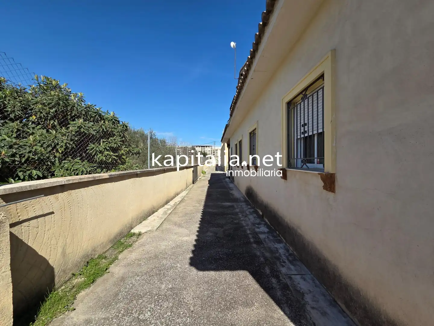 Vista exterior de Casa o chalet en venta en Ontinyent con Aire acondicionado, Calefacción y Jardín privado