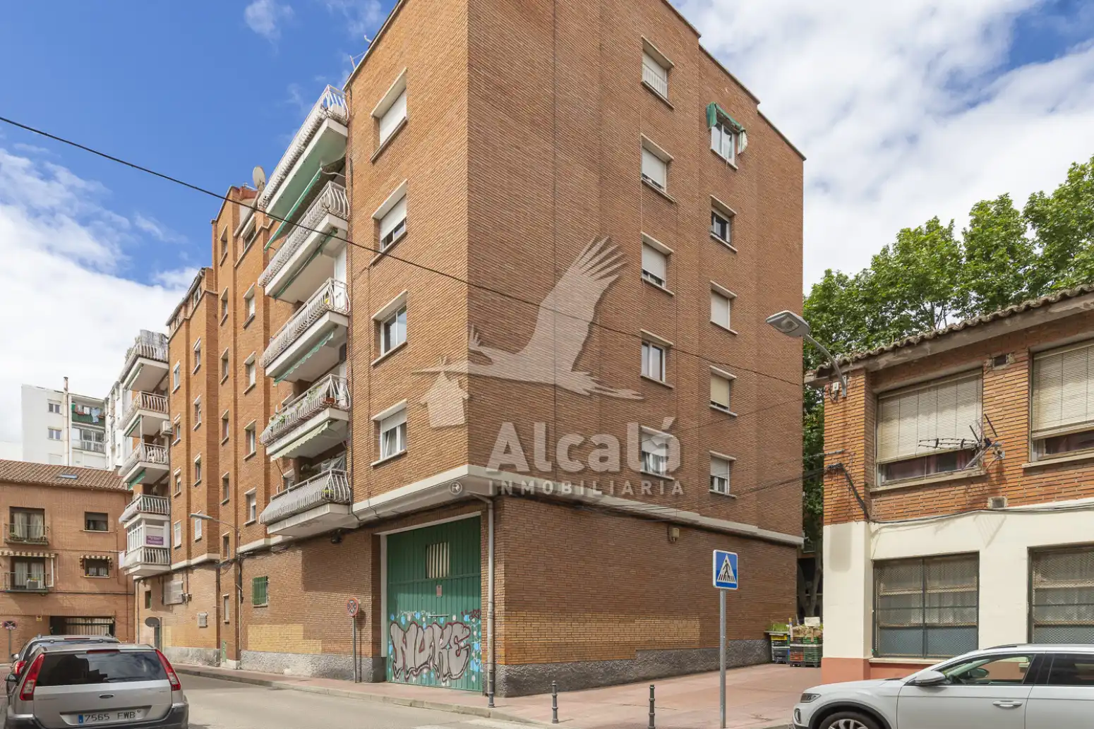 Vista exterior de Pis en venda en Alcalá de Henares amb Aire condicionat, Calefacció i Terrassa