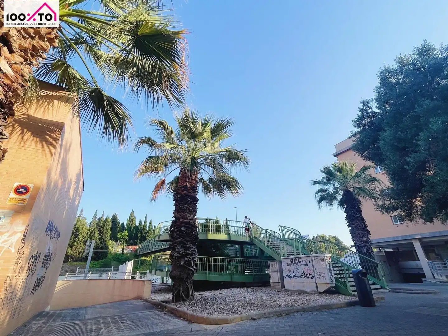 Vista exterior de Piso en venta en Paterna con Trastero y Balcón