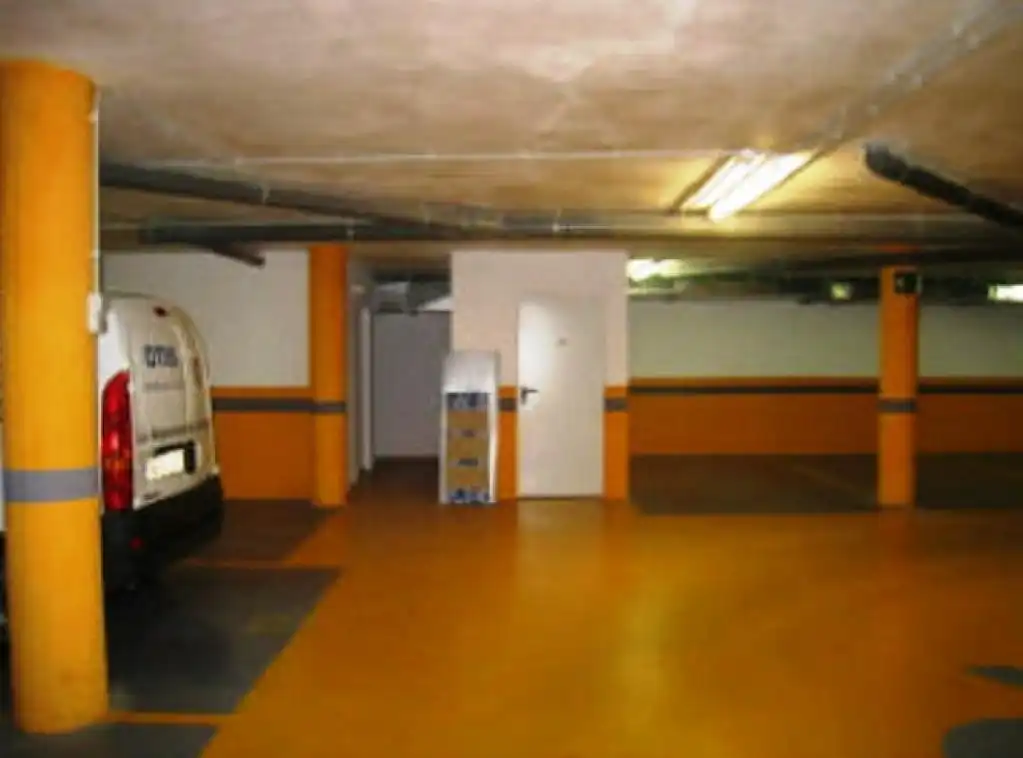Parking de Trastero en venta en Vic