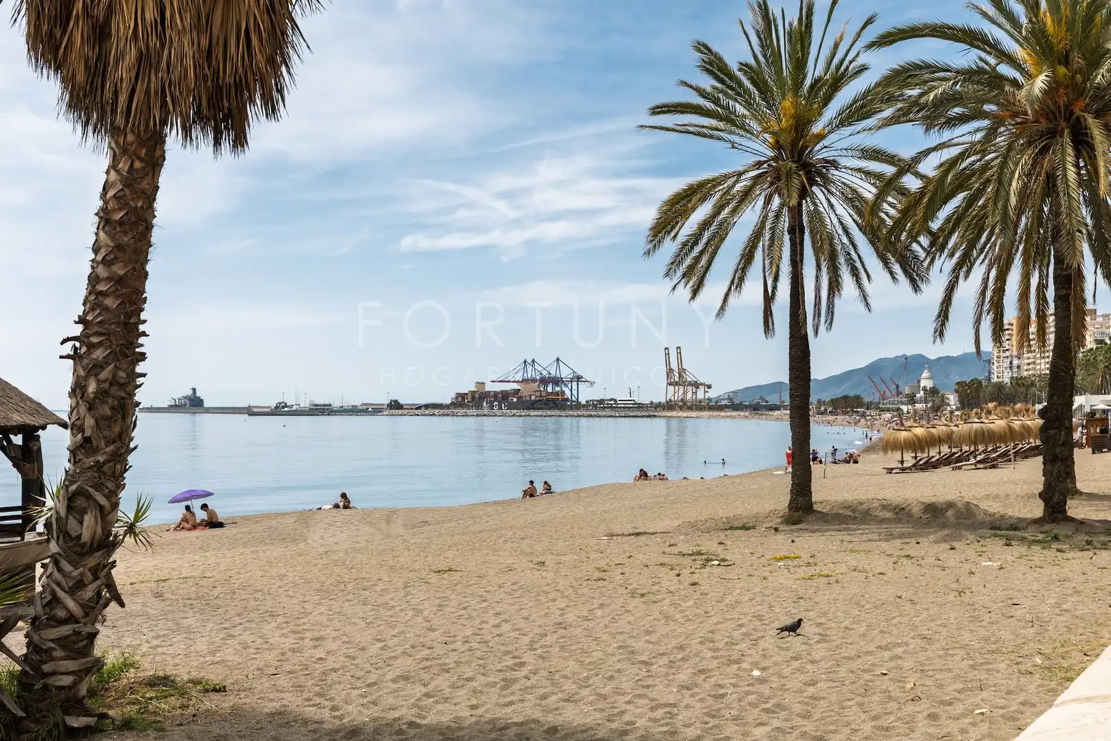 Vista exterior de Pis en venda en Málaga amb Terrassa i Traster