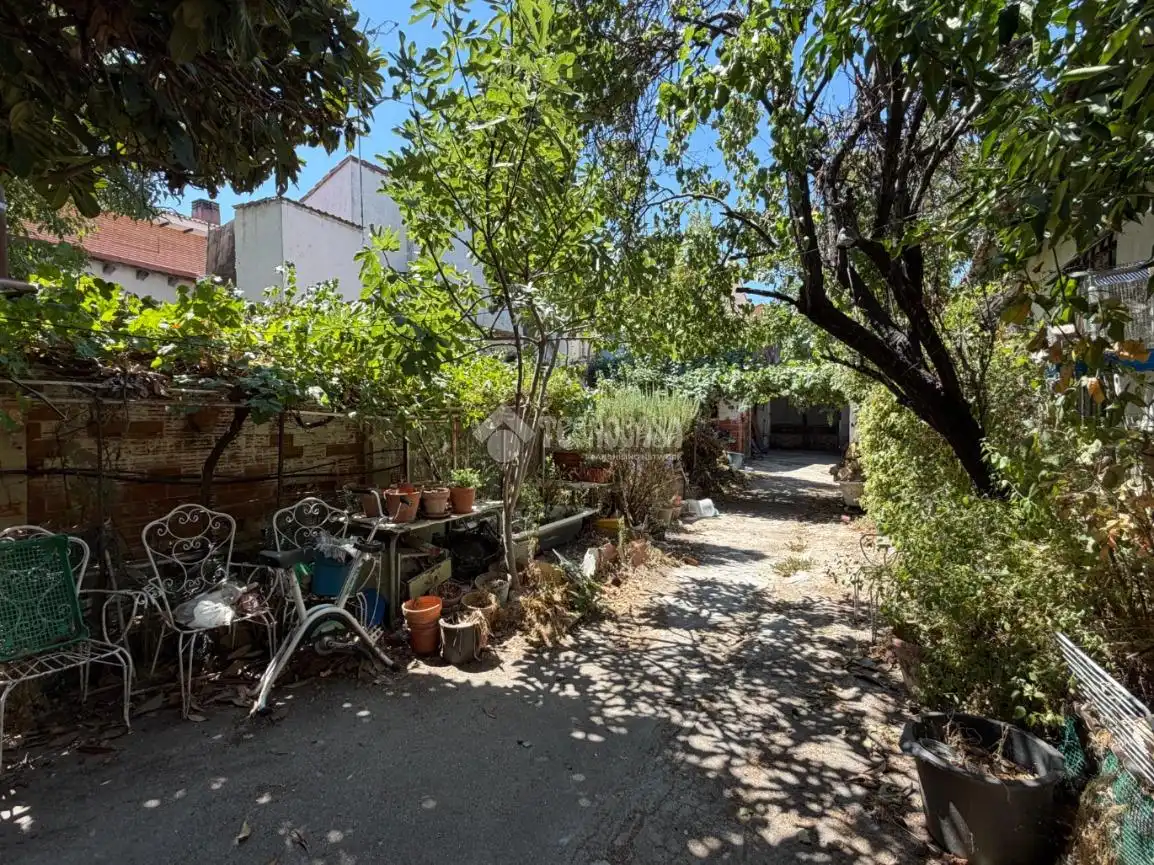 Casa adosada en venta en Arganda del Rey con Calefacción, Jardín privado y Balcón
