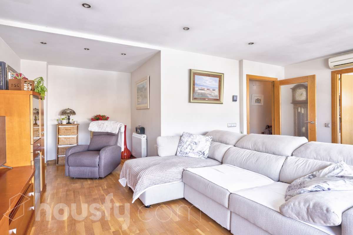 Living room of Duplex for sale in El Masnou  with Air Conditioner, Heating and Terrace