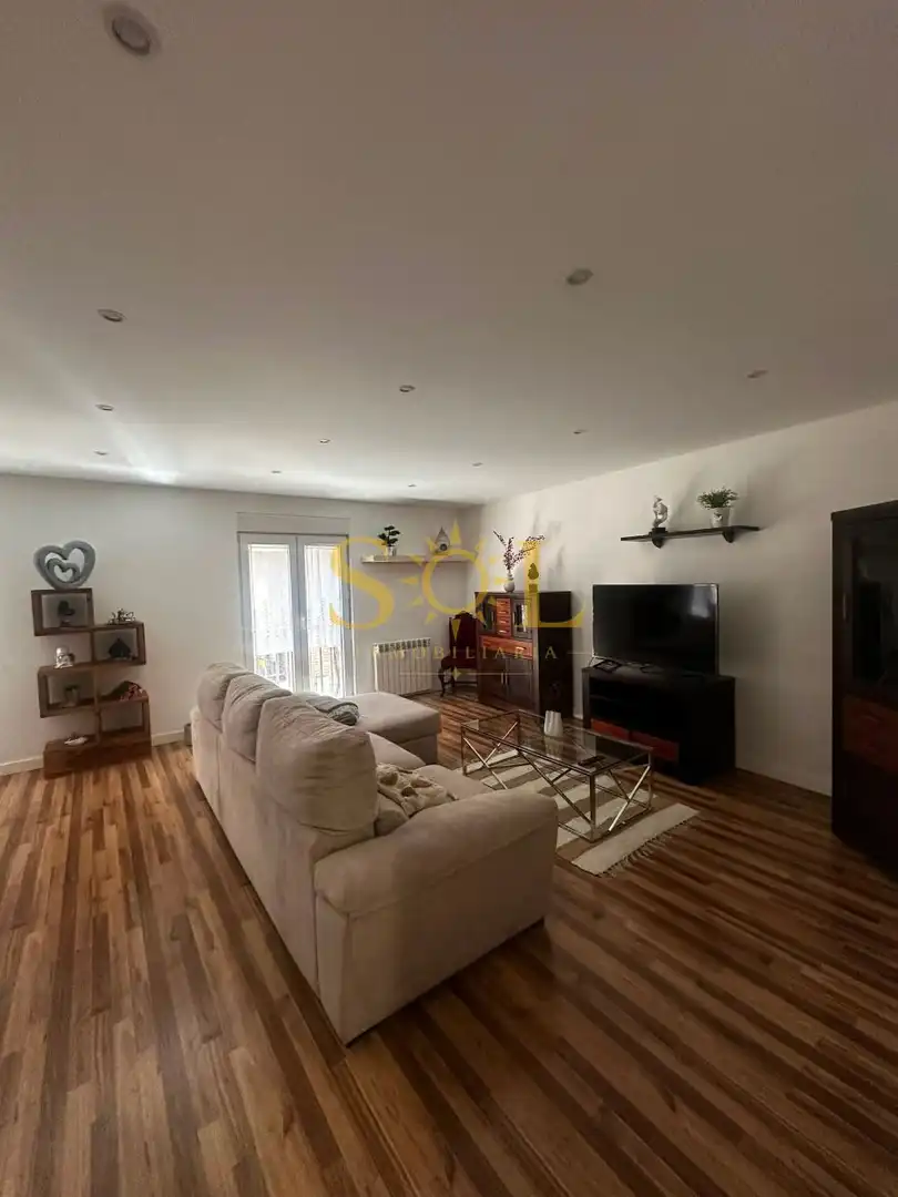 Living room of Flat for sale in León Capital   with Heating, Furnished and Oven