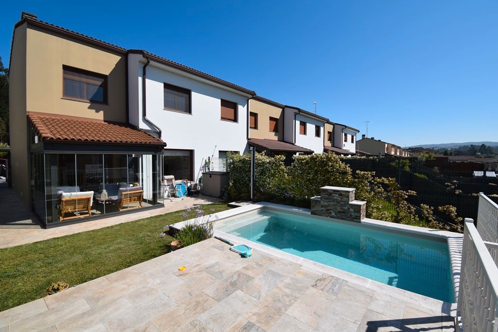 Swimming pool of House or chalet for sale in Miño  with Heating, Private garden and Terrace