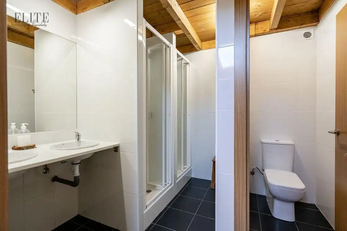 Bathroom of Houses for sale in Vega de Liébana  with Heating, Private garden and Terrace