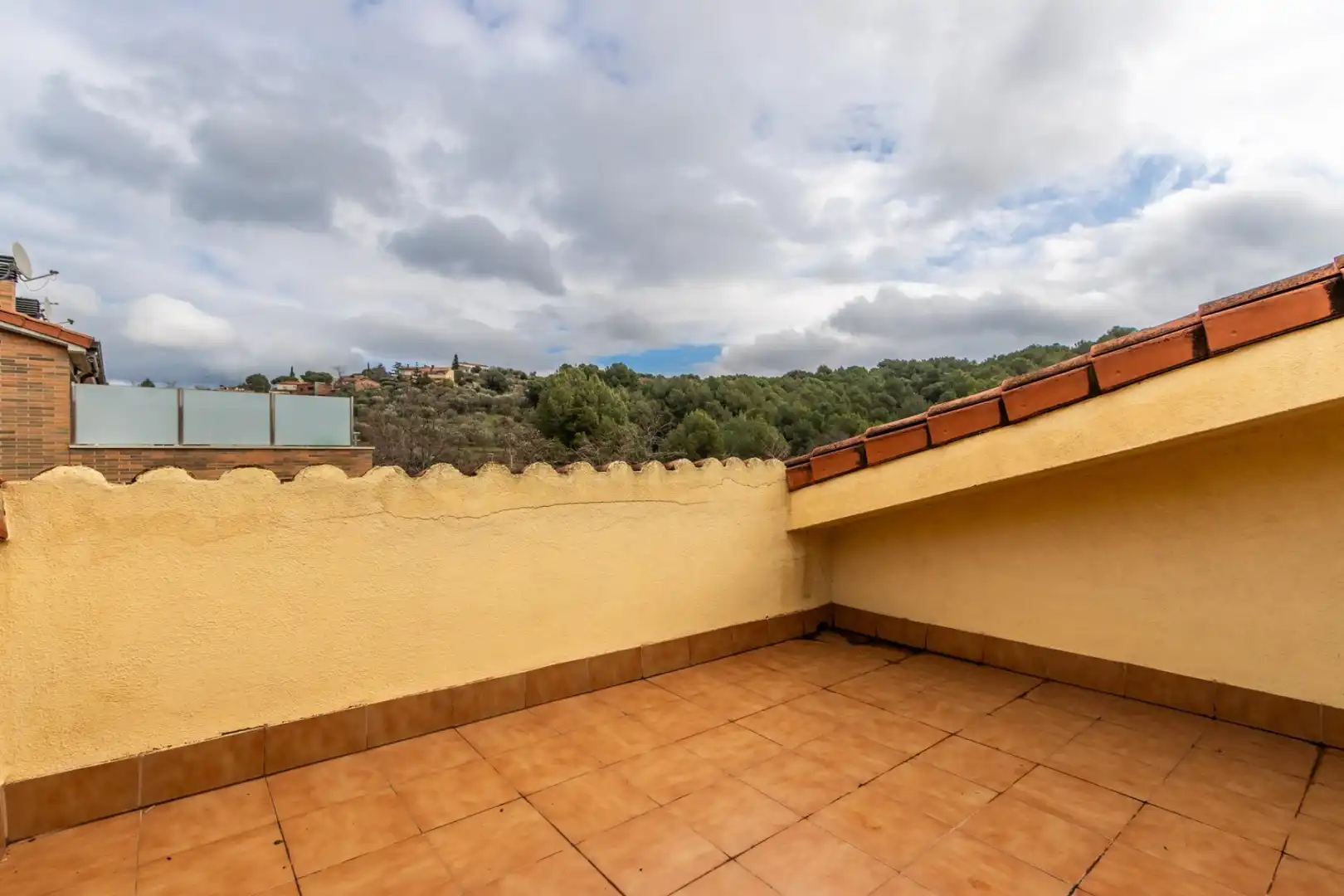 Terrassa de Casa adosada en venda en Castellar del Vallès amb Aire condicionat, Calefacció i Jardí privat