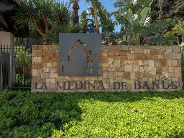 Apartament amb balcó en venda a ADELFAS 18