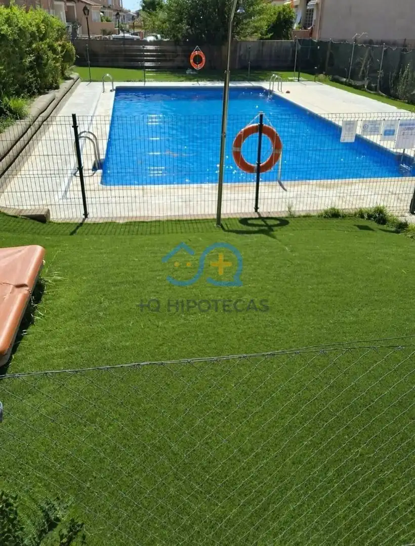 Jardín de Piso en venta en Yuncler con Aire acondicionado, Calefacción y Balcón
