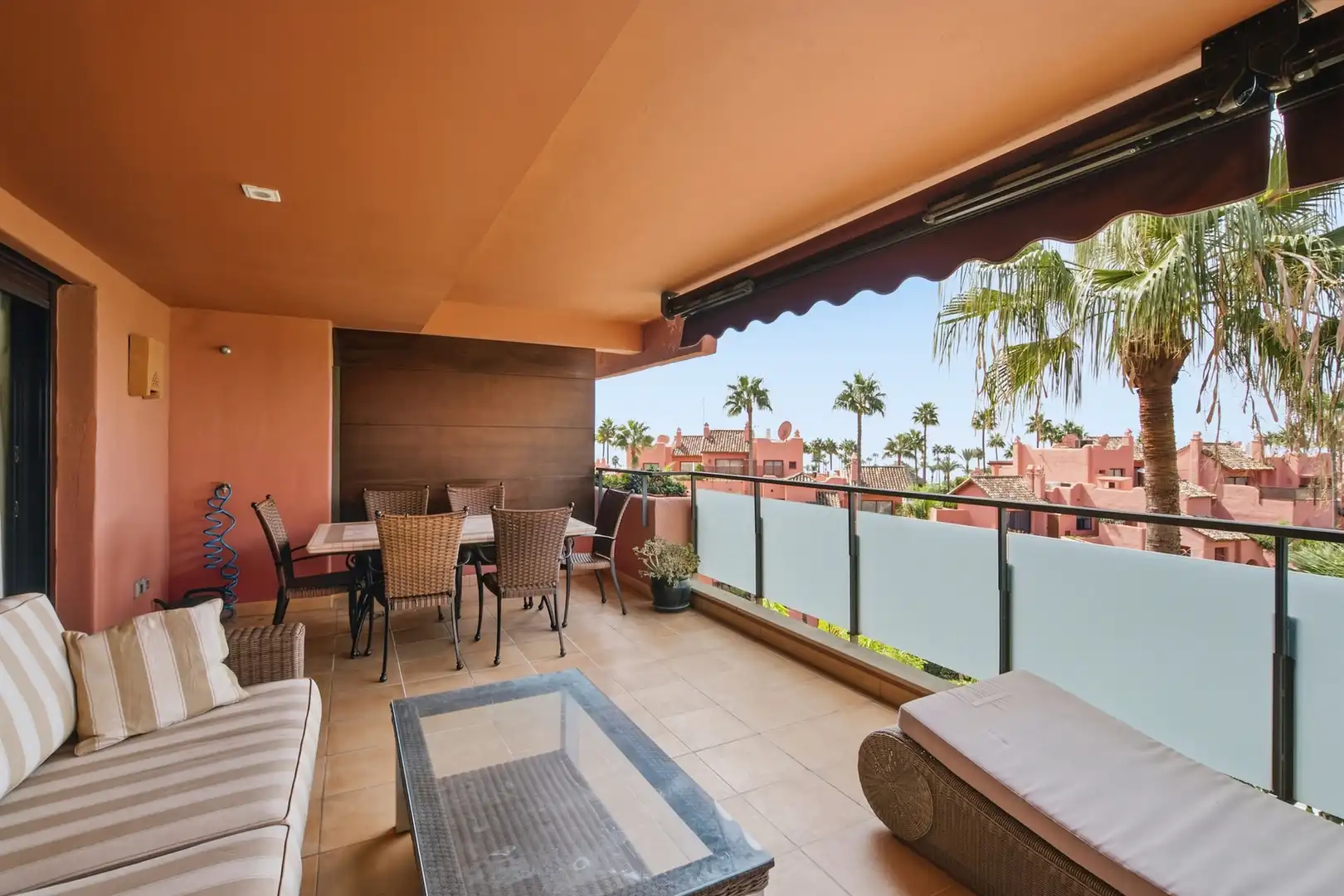Terraza de Apartamento en venta en Estepona con Aire acondicionado, Terraza y Trastero