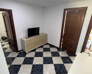 Flat for sale in  Sevilla Capital  with Air Conditioner and Balcony