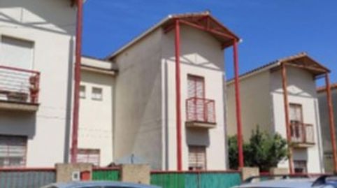 Foto 3 de Casa adosada en venta en Calle Grecia, Cerro de Reyes, Badajoz Capital