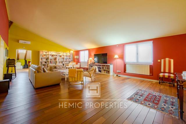 Piso en Venta en Calle de Pizarro en Universidad - Malasaña