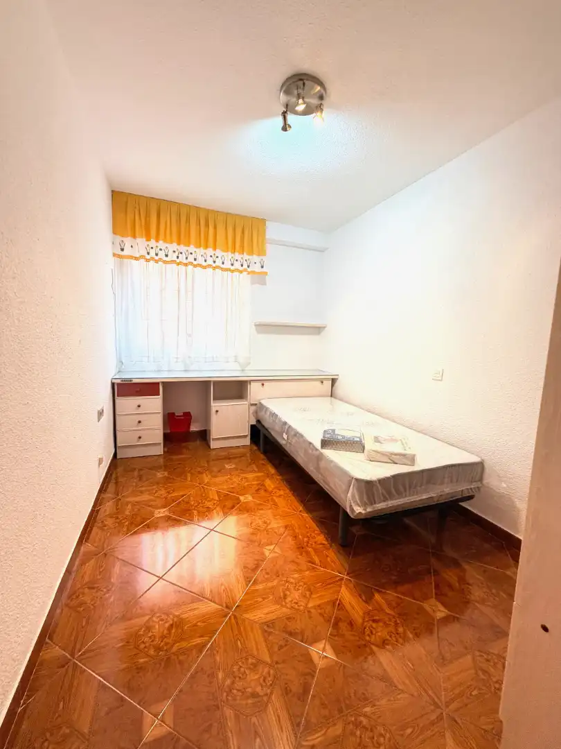 Flat for rent in Granada, Granada