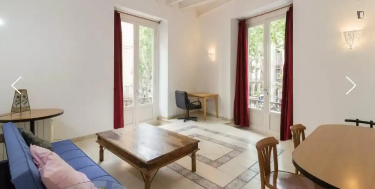 Appartement compact avec ascenseur à louer à Ciutat Vella