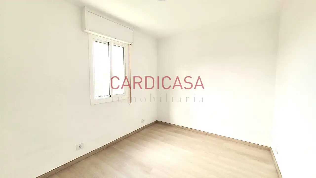 Habitación de Casa o chalet en venta en Vigo  con Calefacción, Trastero y Amueblado