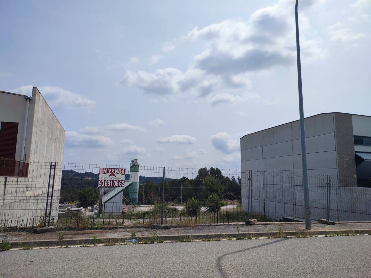 Terreny industrial de lloguer en Torrelavit