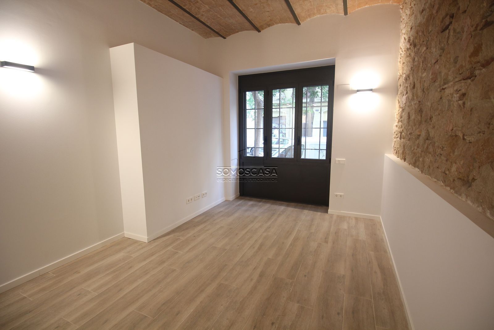 Dormitori de Planta baixa de lloguer en  Barcelona Capital amb Aire condicionat, Calefacció i Terrassa