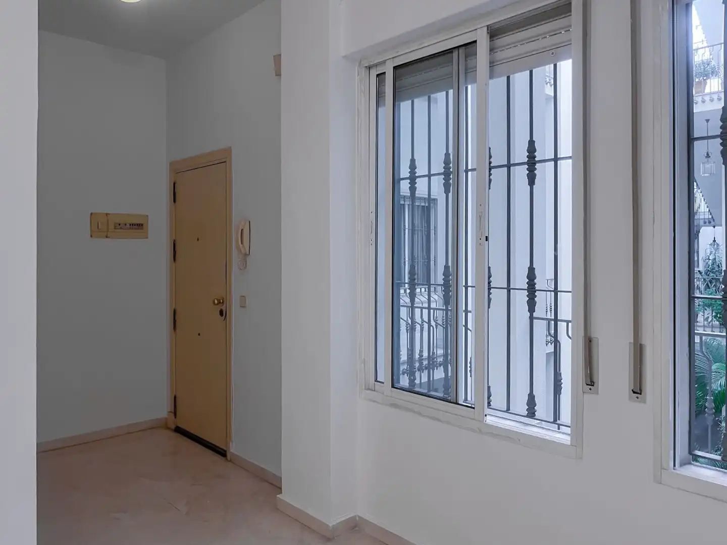 Wohnung zur Miete in Sevilla mit Klimaanlage und Heizung