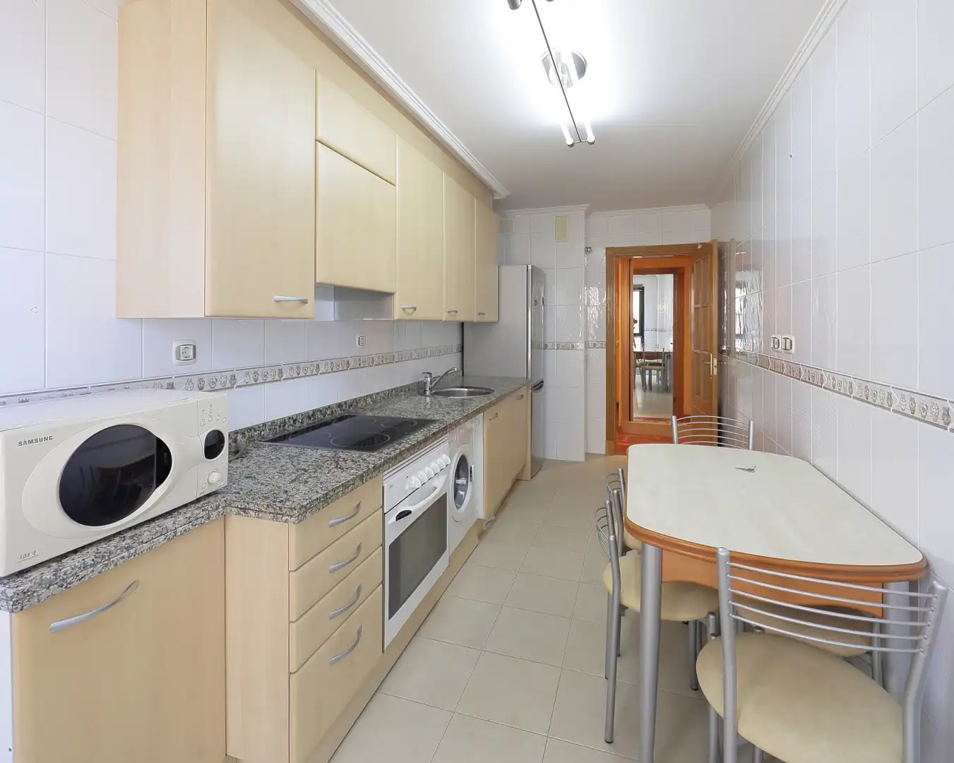 Cocina de Piso en venta en Gijón  con Calefacción, Parquet y Trastero
