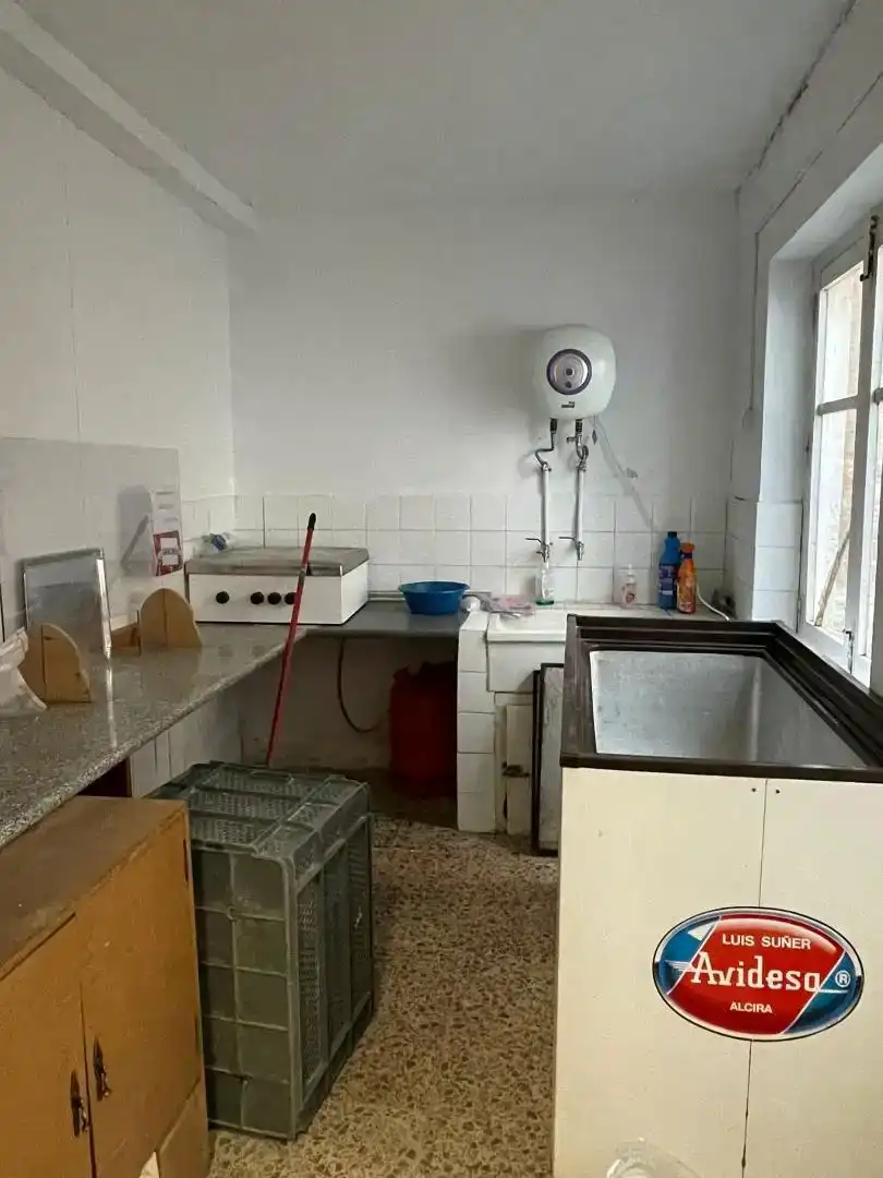 Cuina de Local en venda en Villada amb Aire condicionat