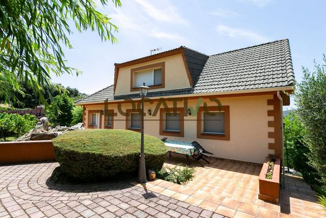 Casa-chalet en Venta en Robledo de Chavela
