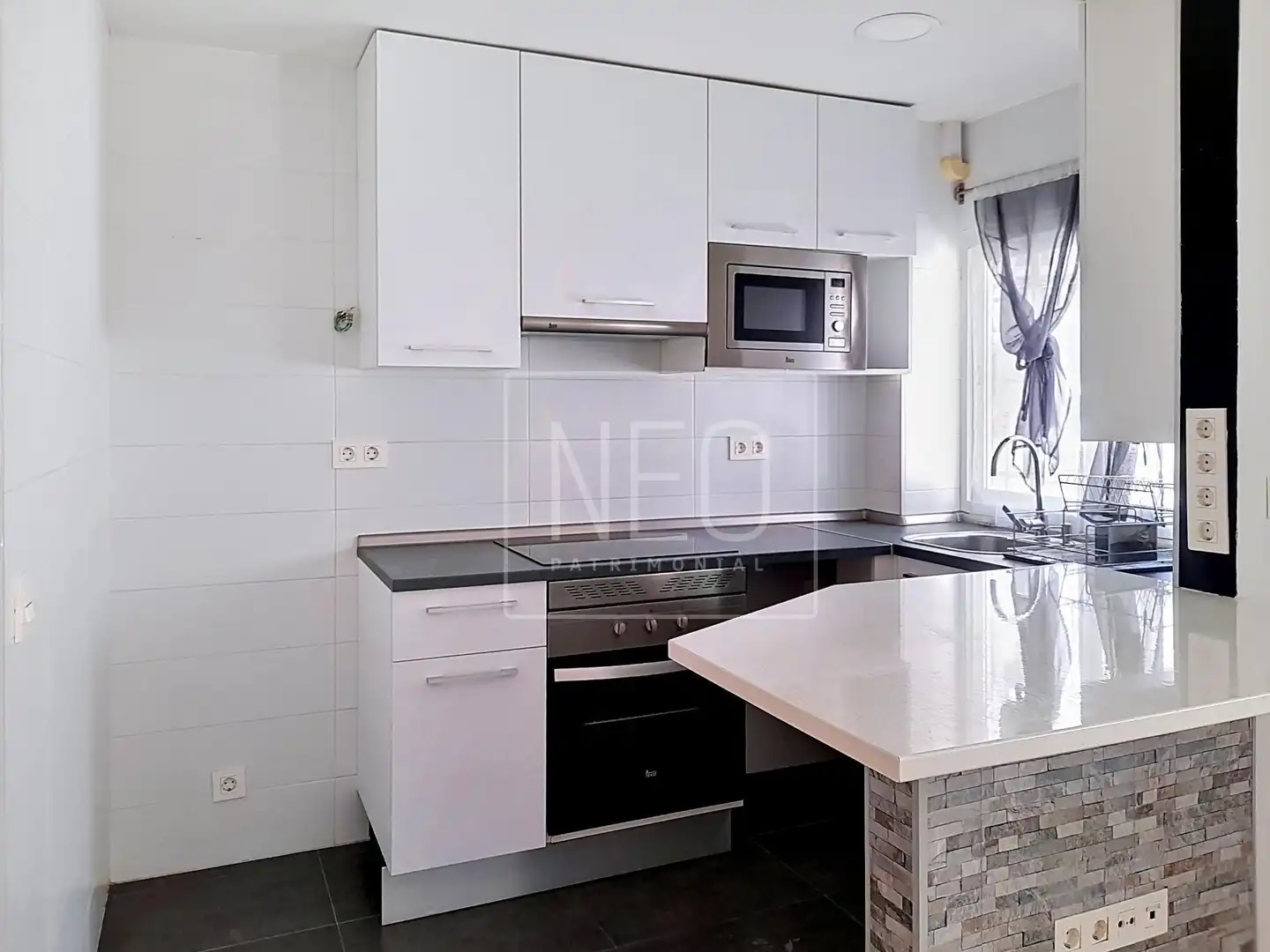 Cocina de Planta baja en venta en Madrid con Aire acondicionado, Calefacción y Trastero