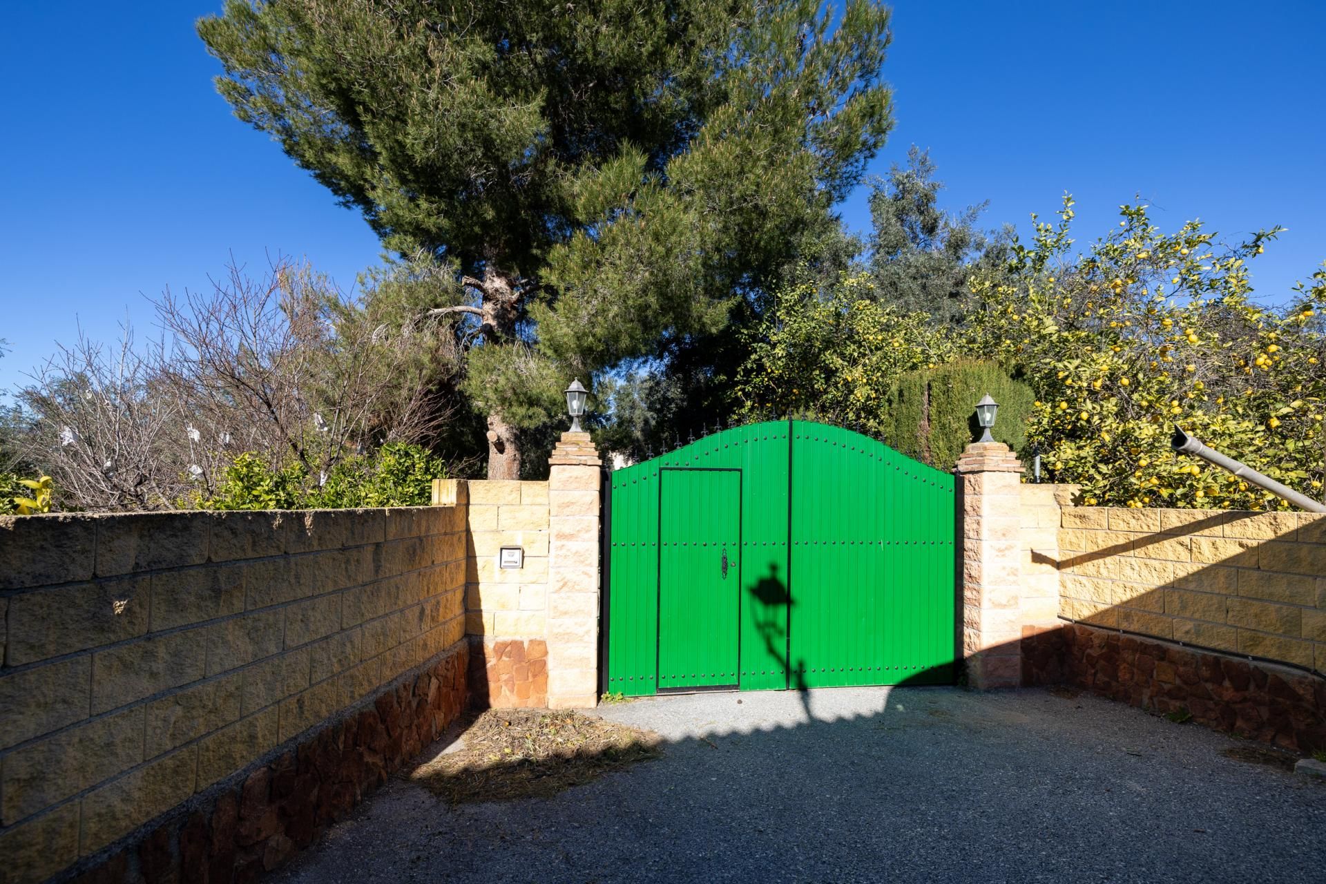 Jardí de Casa o xalet en venda en El Valle amb Jardí privat, Terrassa i Traster