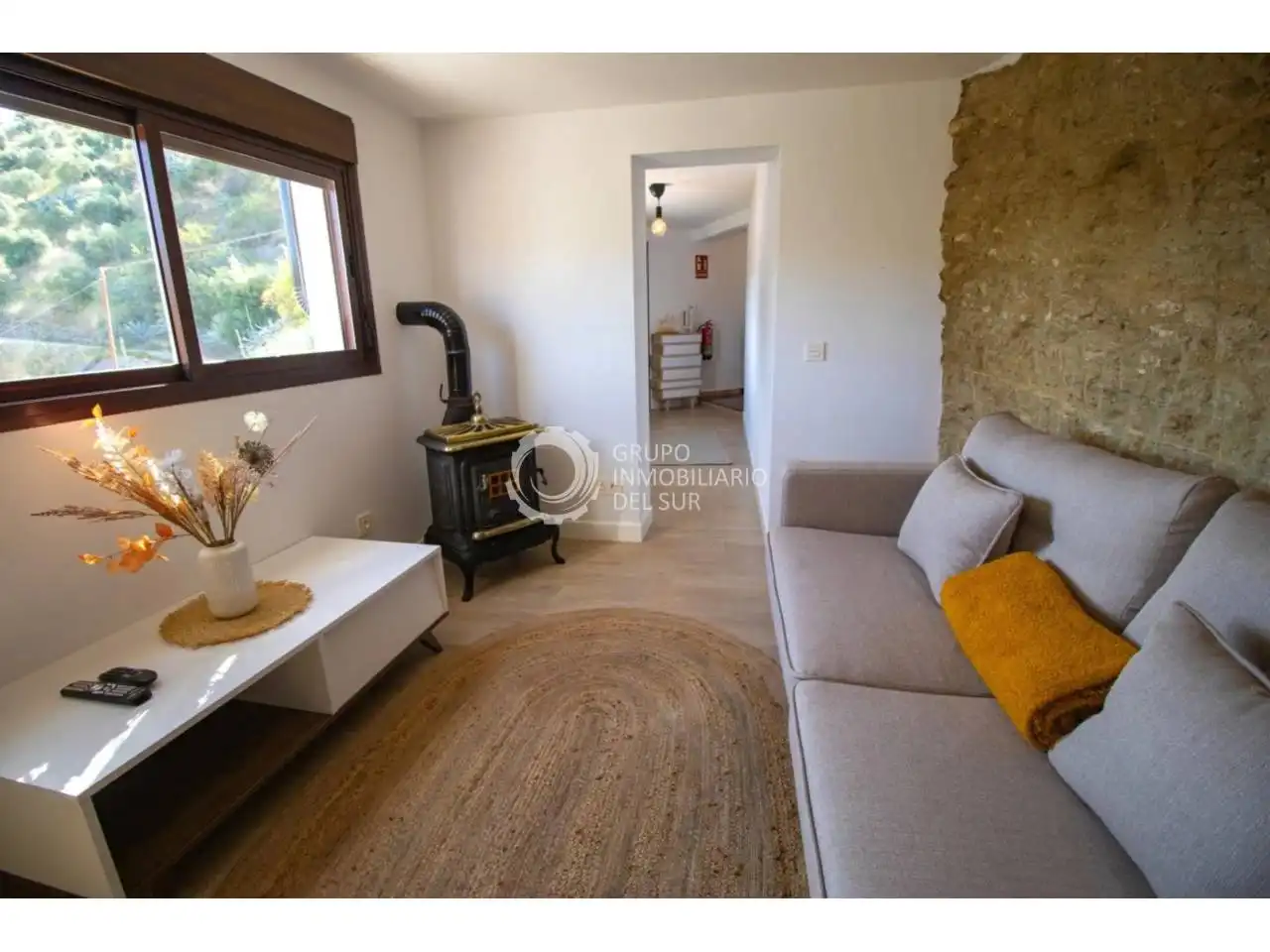 Living room of Houses for sale in Setenil de las Bodegas  with Terrace and Furnished