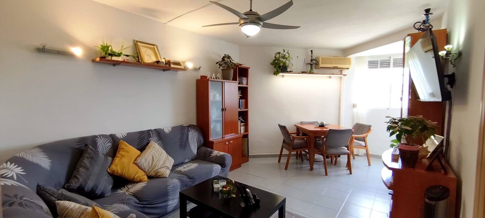 Living room of Flat for sale in Marbella  with Terrace and Storage room