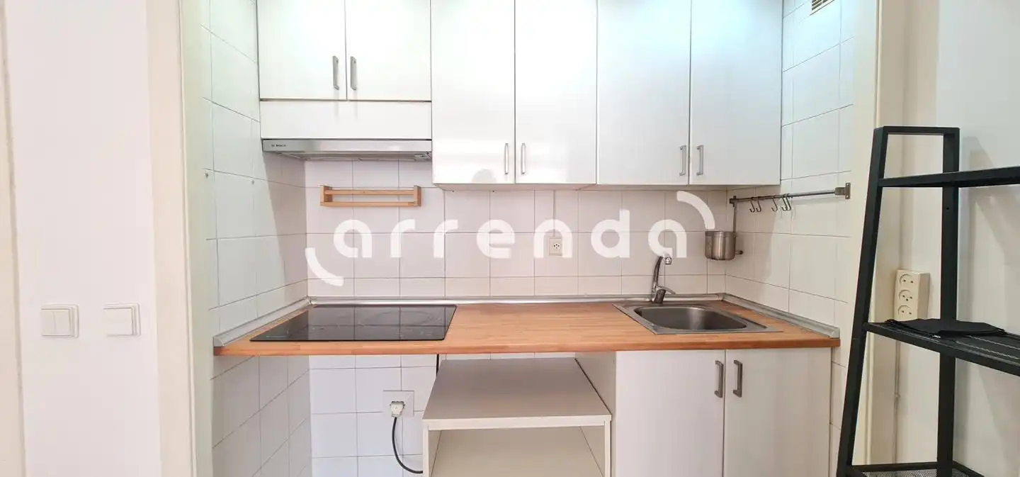 Kitchen of Study for rent in Madrid  with Air Conditioner and Furnished