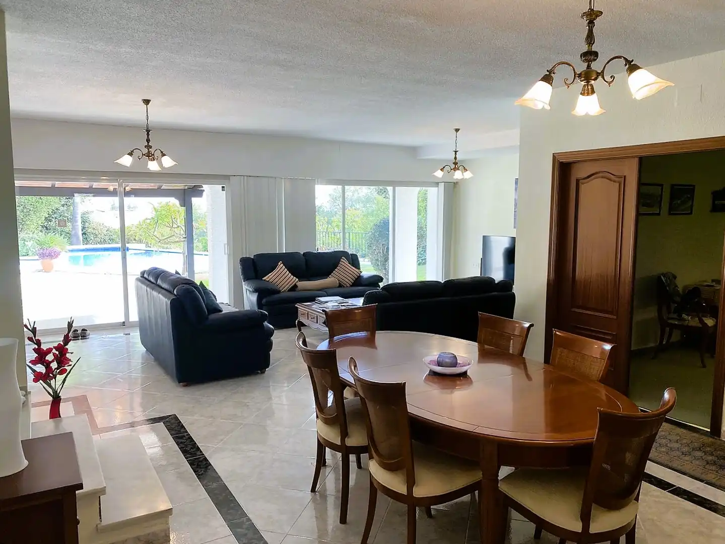 Chalet con piscina en venta en Calle Hernán Cortés 3, imagen 9