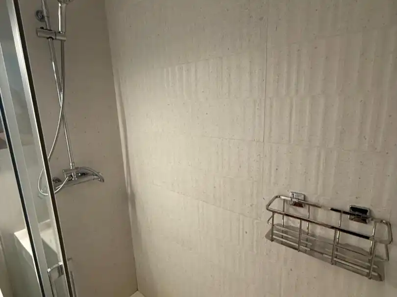 Badezimmer von Wohnung zum Verkauf in  Sevilla Capital mit Klimaanlage und Balkon
