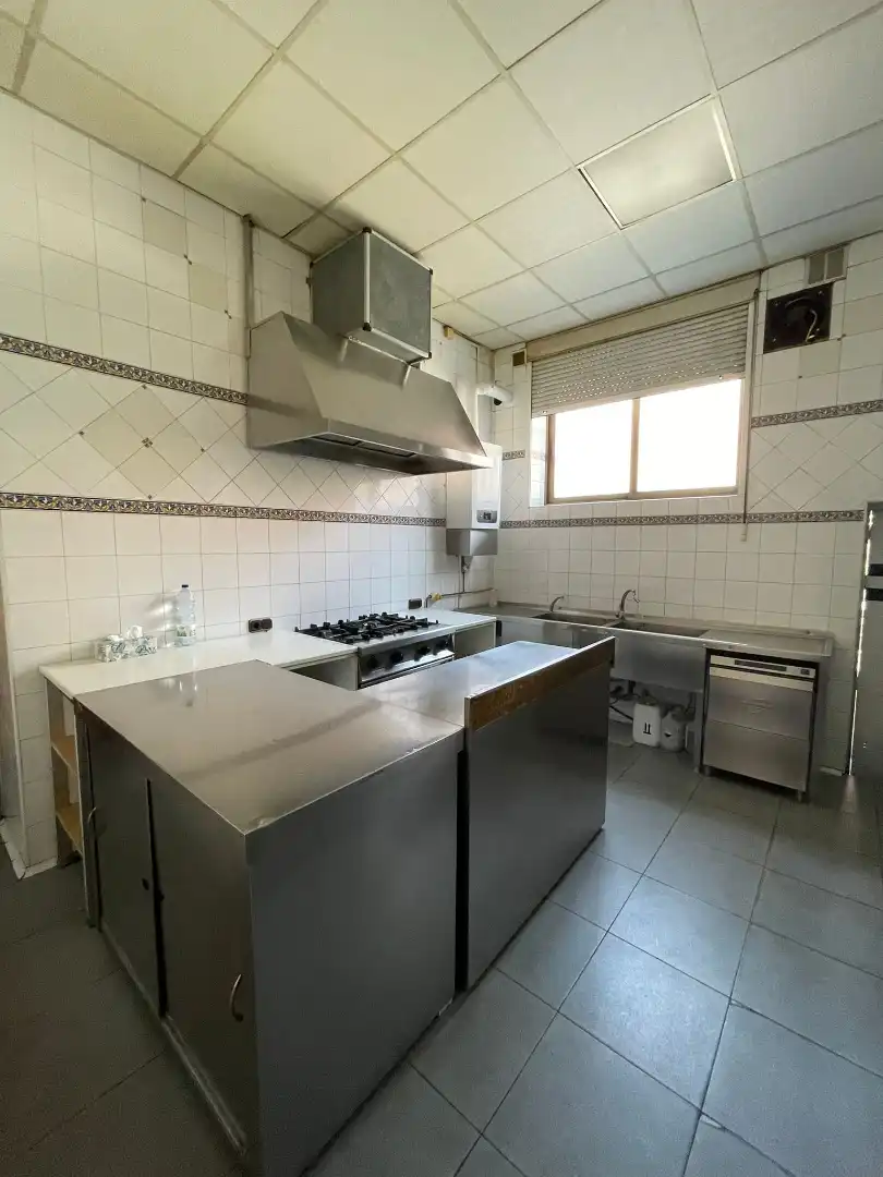 Cocina de Local en venta en Valle de Trápaga-Trapagaran con Aire acondicionado, Terraza y Amueblado