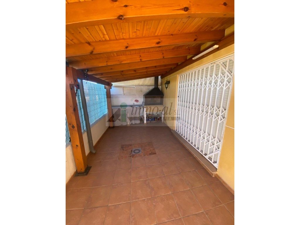 Casa adosada en venda a N/A, Playa - Ben Afeli