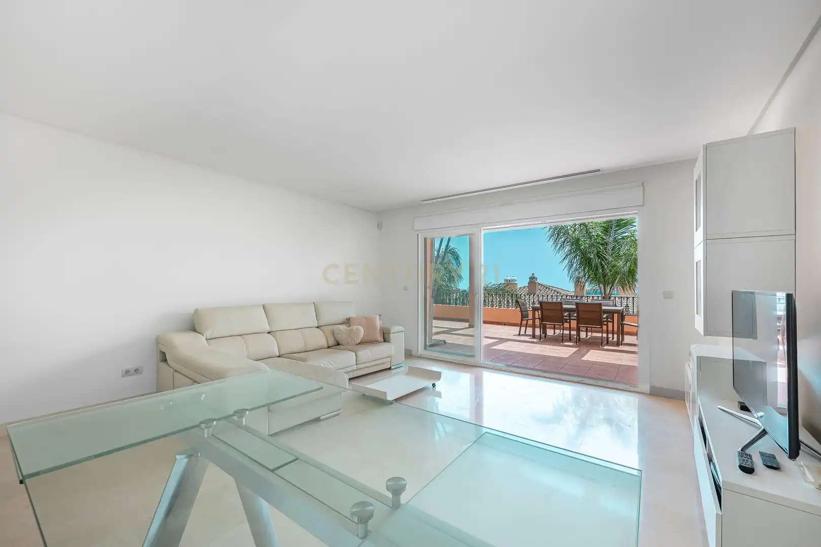 Sala d'estar de Apartament en venda en Marbella amb Aire condicionat, Traster i Forn