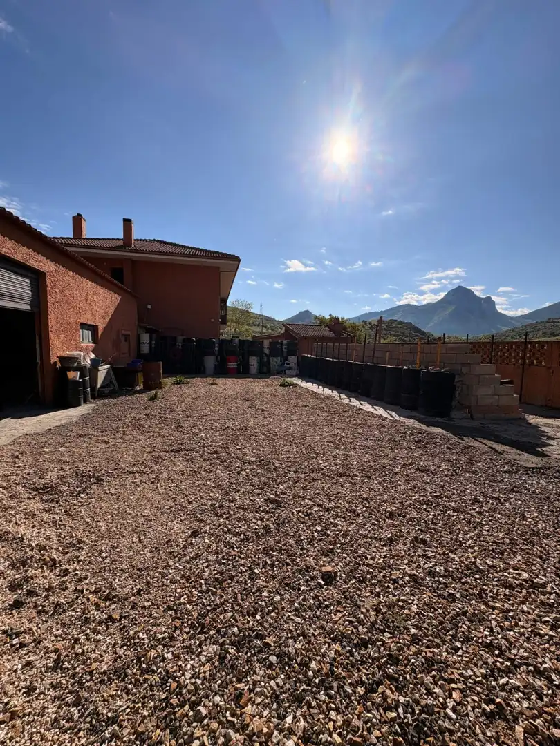 Jardín de Casa o chalet en venta en Villamanín con Calefacción, Jardín privado y Parquet