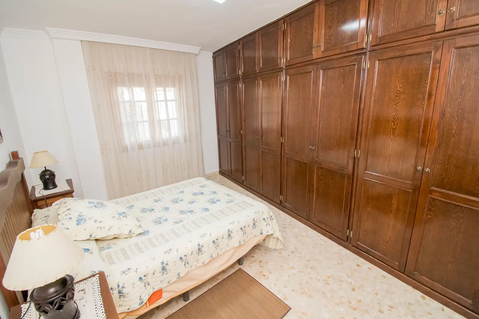 Dormitori de Pis en venda en Loja amb Aire condicionat, Terrassa i Traster