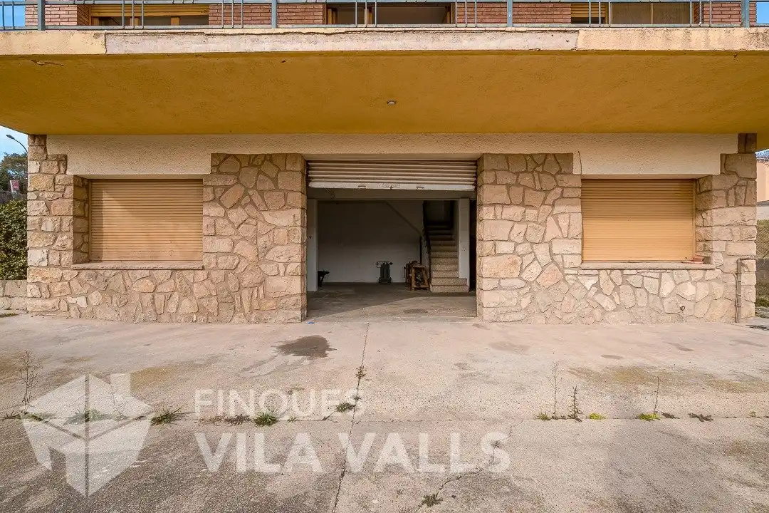 Vista exterior de Casa o xalet en venda en Moià amb Jardí privat, Terrassa i Traster