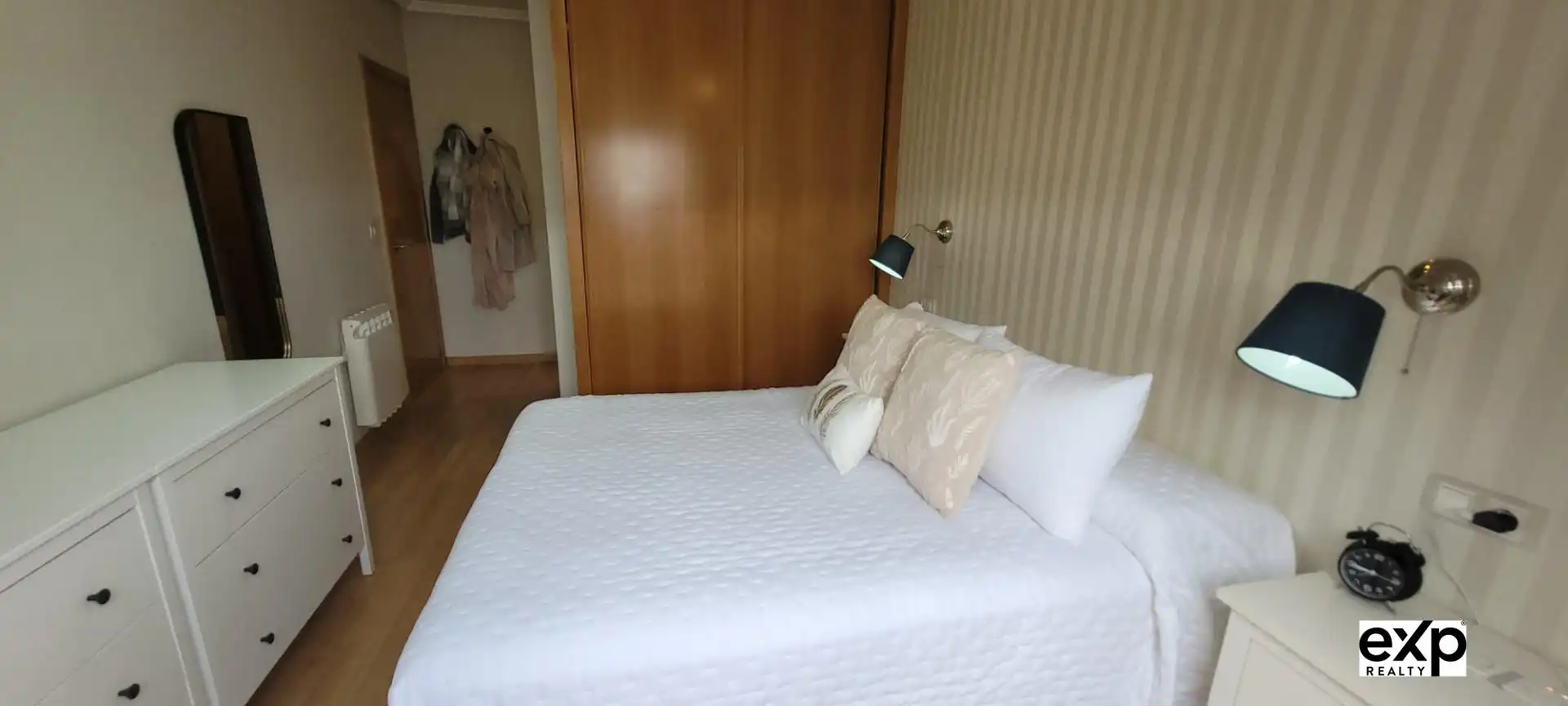 Bedroom of Duplexes for sale in Foz  with Heating