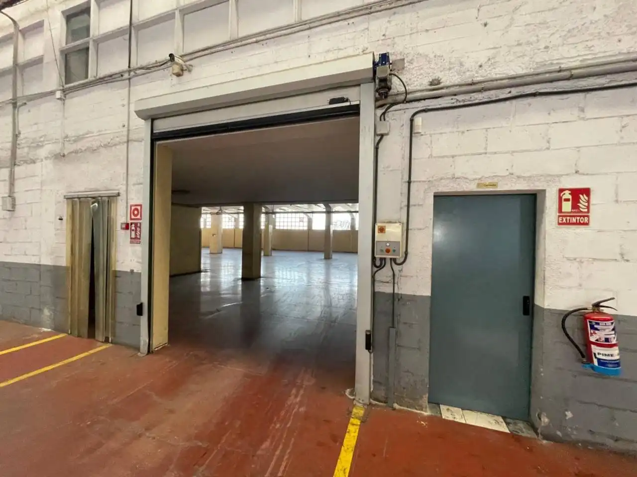 Nave industrial de alquiler en Montmeló