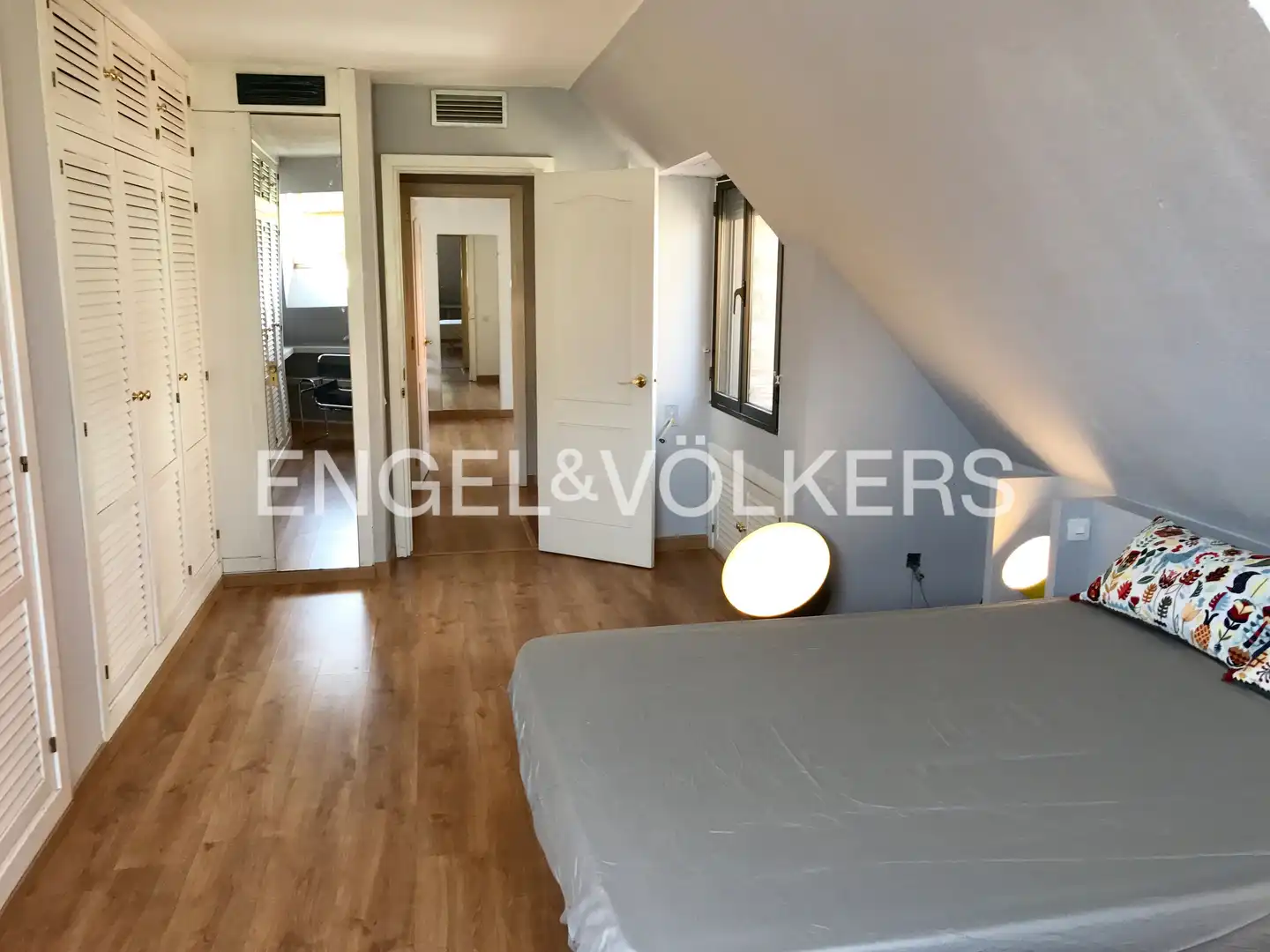 Bedroom of Flat for rent in Las Rozas de Madrid  with Air Conditioner, Heating and Parquet flooring